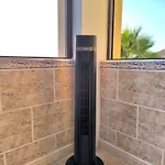 Castle Harbour Sun & Fun - Heated Pool, Fibre Net, 2 Bedrooms アパート *