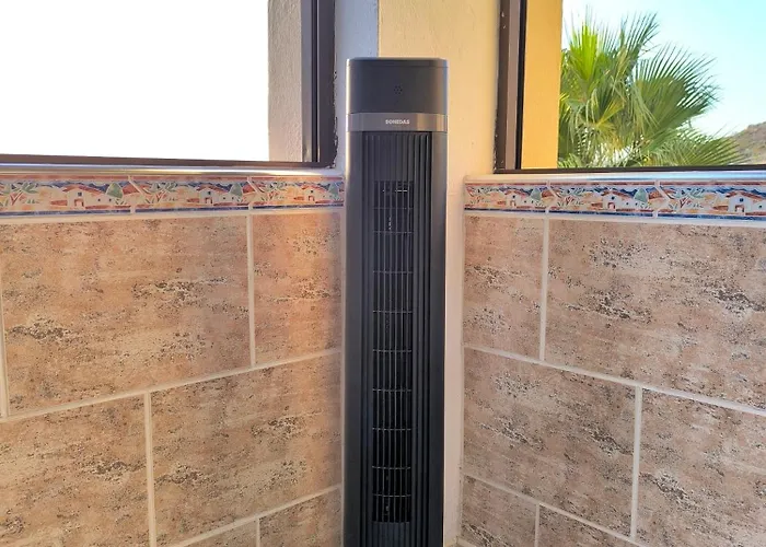 Castle Harbour Sun & Fun - Heated Pool, Fibre Net, 2 Bedrooms 아파트 *