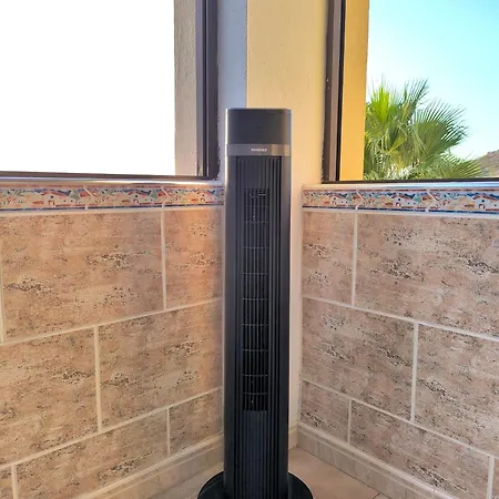 Castle Harbour Sun & Fun - Heated Pool, Fibre Net, 2 Bedrooms Apartamento *