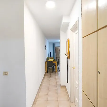 Apartment Castle Harbour Sun & Fun - Heated Pool, Fibre Net, 2 Bedrooms Los Cristianos (Tenerife)