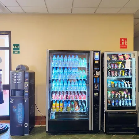 Castle Harbour Sun & Fun - Heated Pool, Fibre Net, 2 Bedrooms Apartment