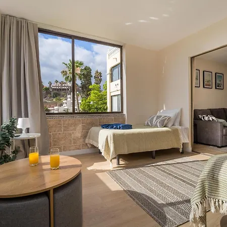 Appartamento Castle Harbour Sun & Fun - Renewed! Heated Pool, Fibre Net, 2 Bedrooms Los Cristianos (Tenerife)
