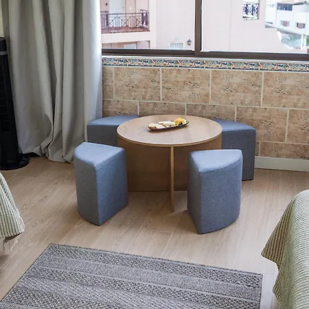 Castle Harbour Sun & Fun - Renewed! Heated Pool, Fibre Net, 2 Bedrooms *