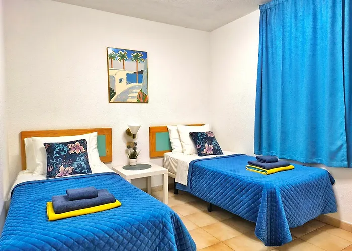 Lejlighed Castle Harbour Sun & Fun - Heated Pool, Fibre Net, 2 Bedrooms