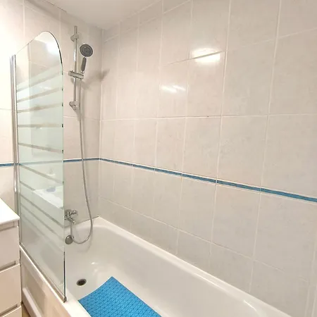 Castle Harbour Sun & Fun - Renewed! Heated Pool, Fibre Net, 2 Bedrooms Apartment Los Cristianos (Tenerife)